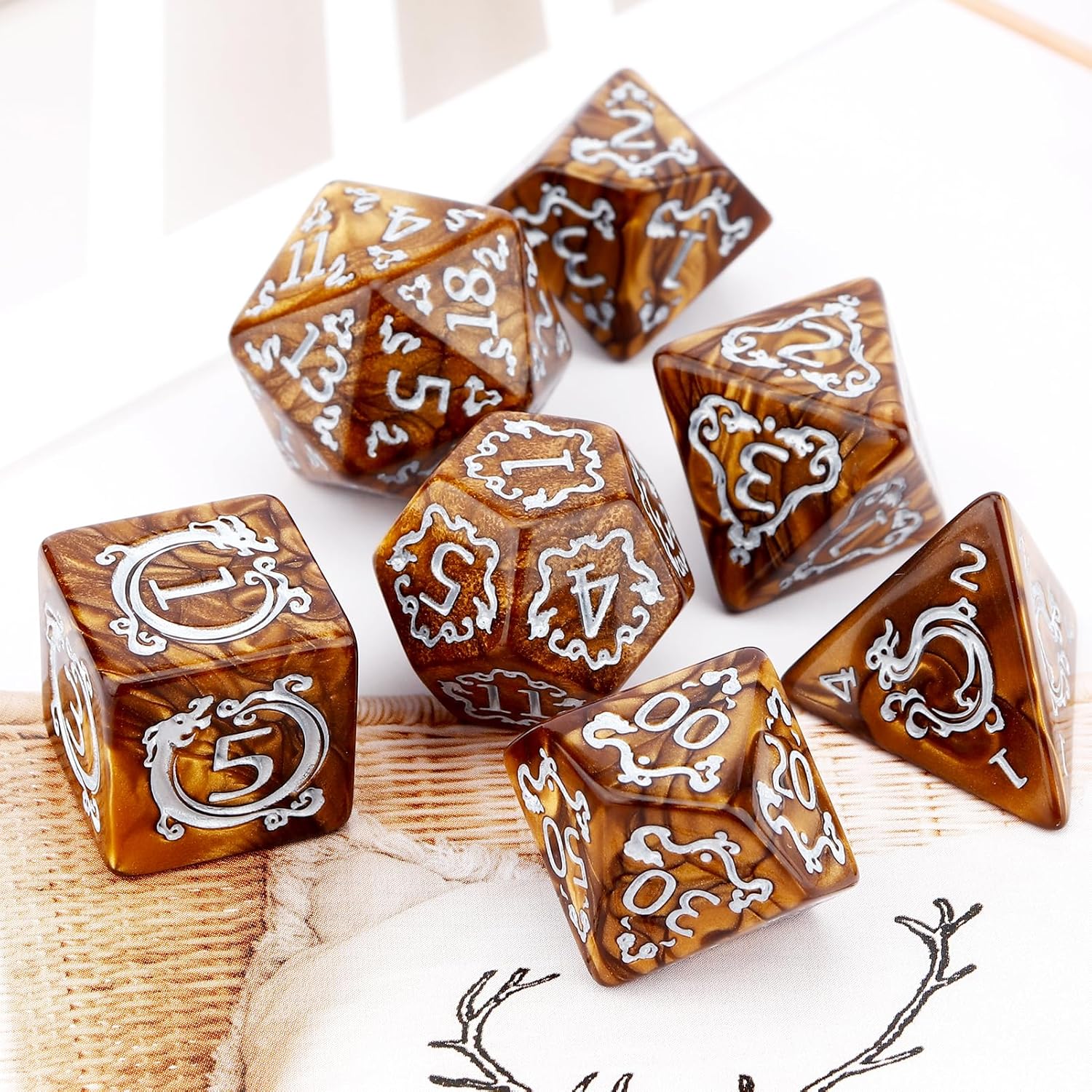 Board Game Dungeons And Dragons - 7-częściowy zestaw kości DND z motywem