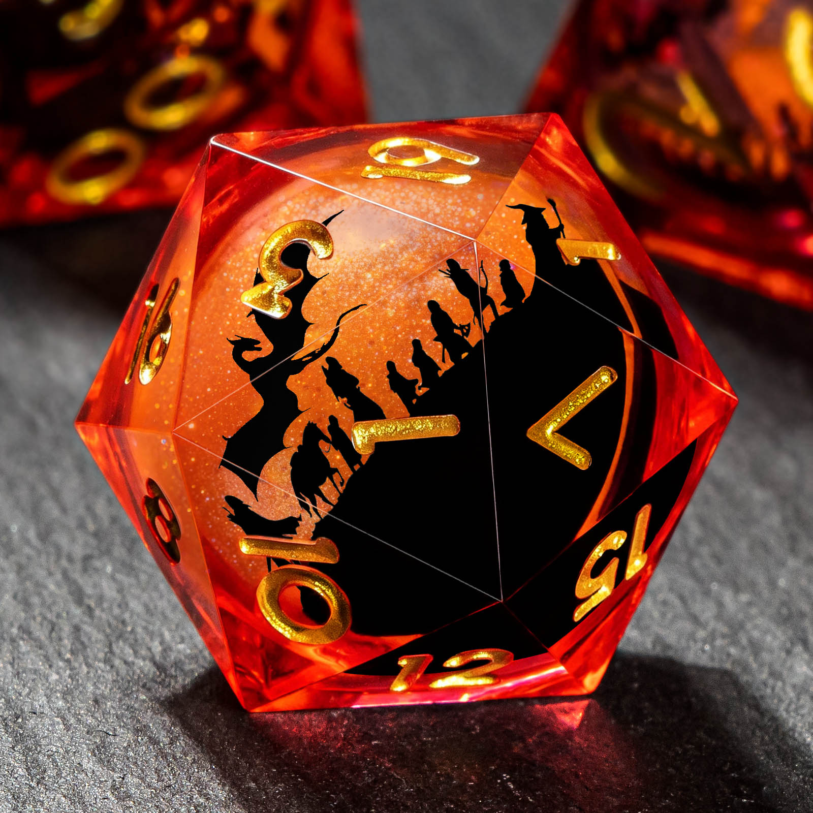 Board Game Dungeons And Dragons - Zestaw kości D&D z płynnym rdzeniem