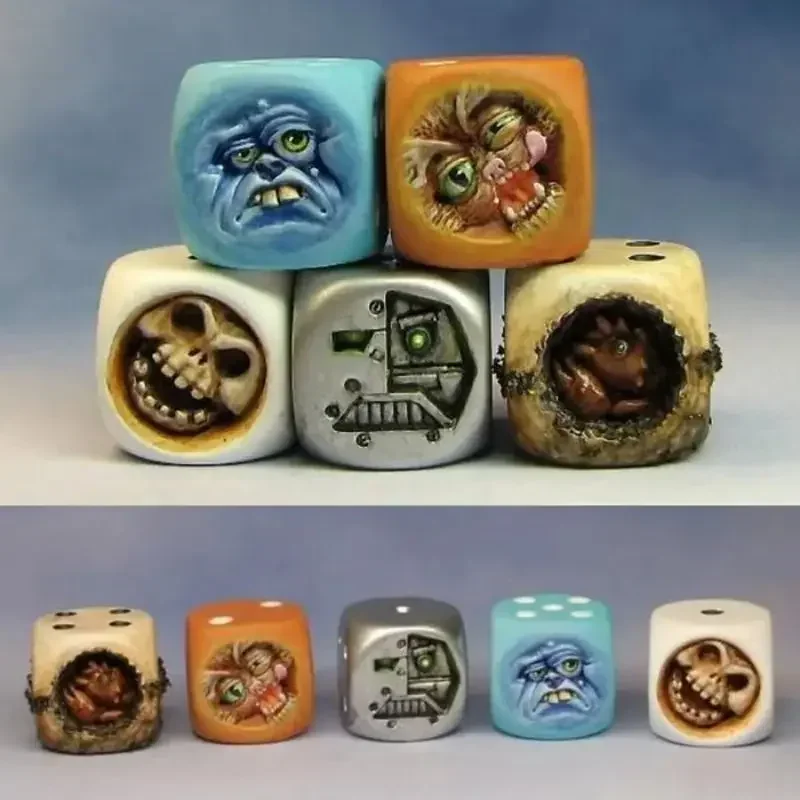 Board Game Dungeons And Dragons - Zestaw kostek z żywicy Monster Face